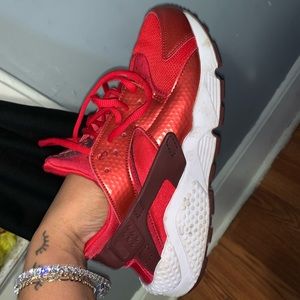 Red Huarache
